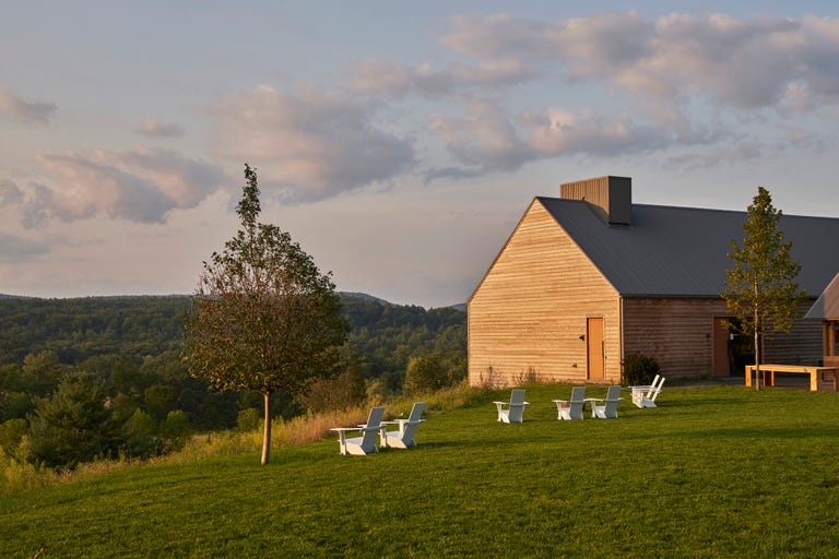 inness, accord, new york, inness farmhouse exterior