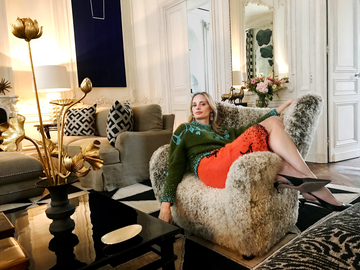 lauren santo domingo in her living room designed by francois catroux