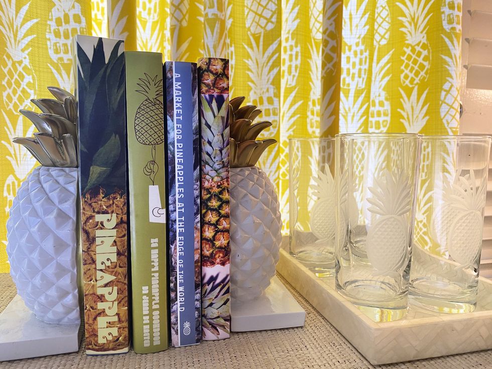 hbo, the white lotus, production design photos, four seasons maui pineapple suite