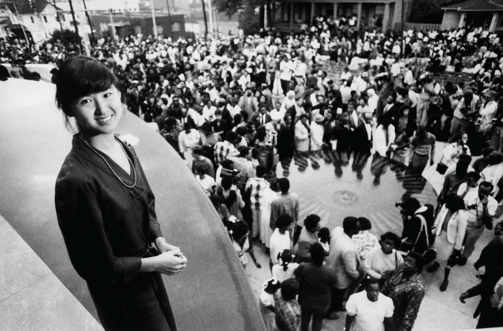 architect maya lin l standing on balcony of building where her civil rights monument is being dedicated at the southern poverty law center where civil rights leaders others are convening photo by thomas s englandgetty images