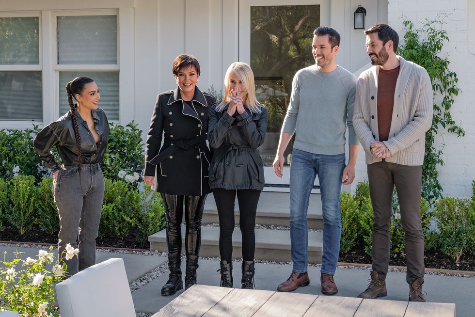 celebrity iou with kris jenner, kim kardashian, kendall jenner, and the property brothers, drew and jonathan scott