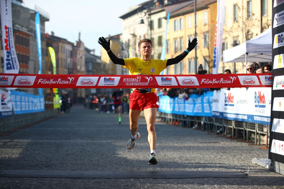 nicola bonzi, vincitore della mezza maratona