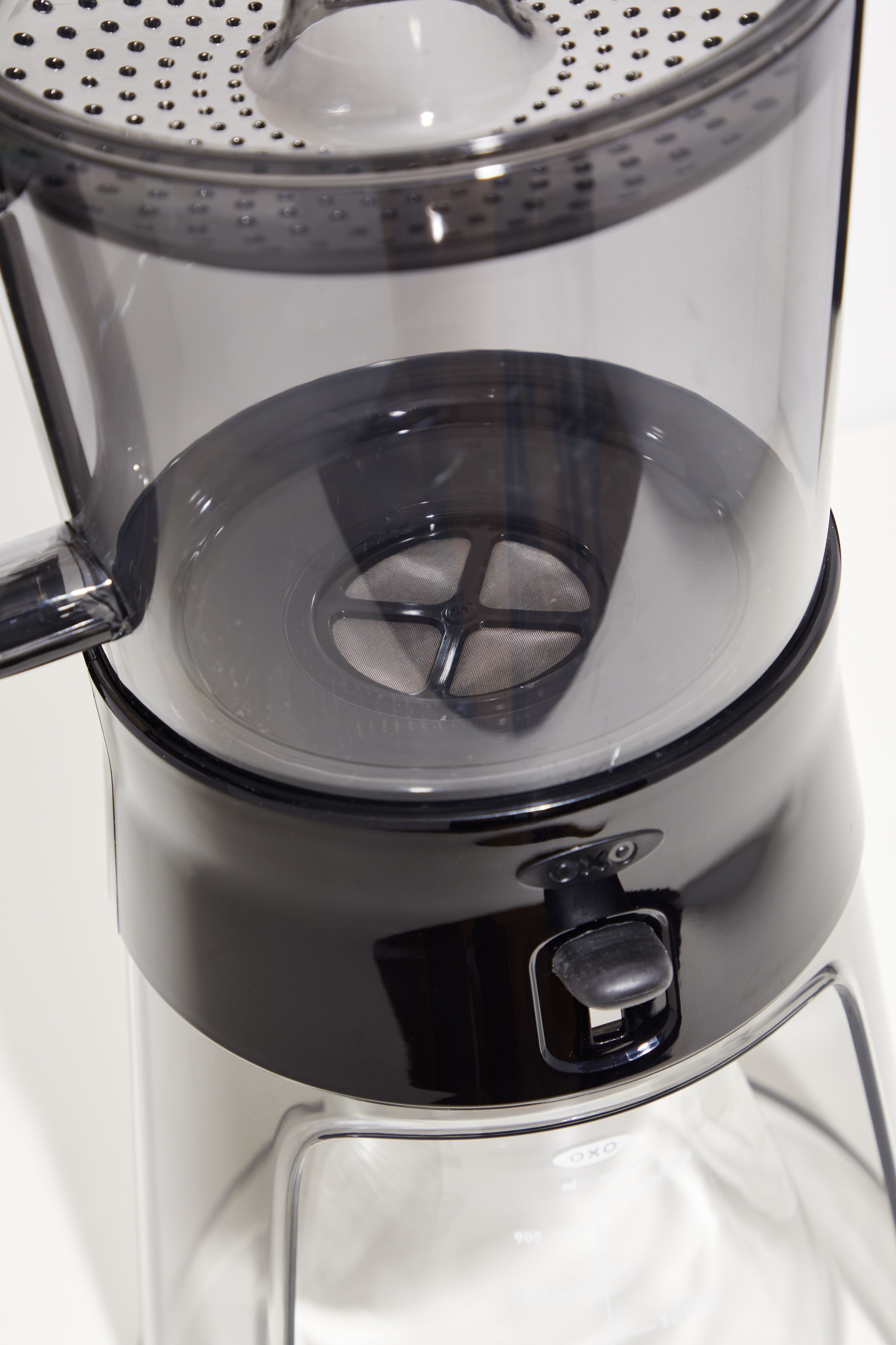 Oxo's Coffee Grinder and Brewer Make a Damn Good Cup