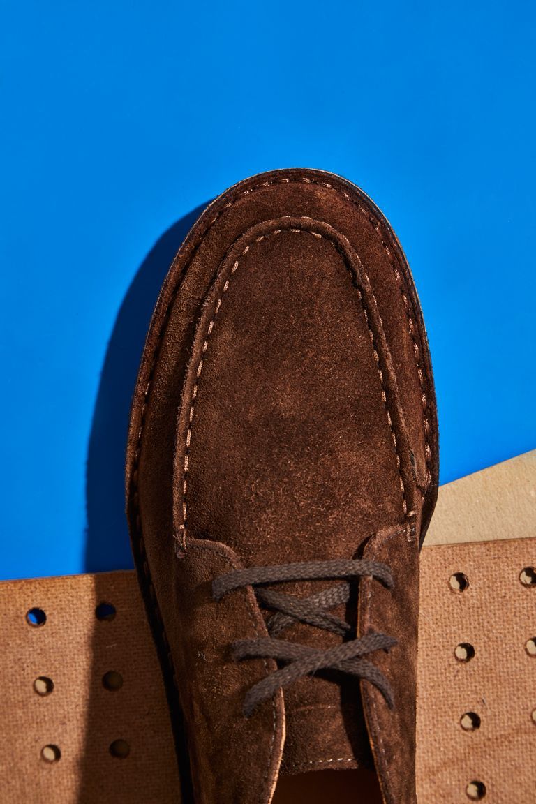 moc stitched toes feel a little rugged, but still play nice with dressier trousers﻿