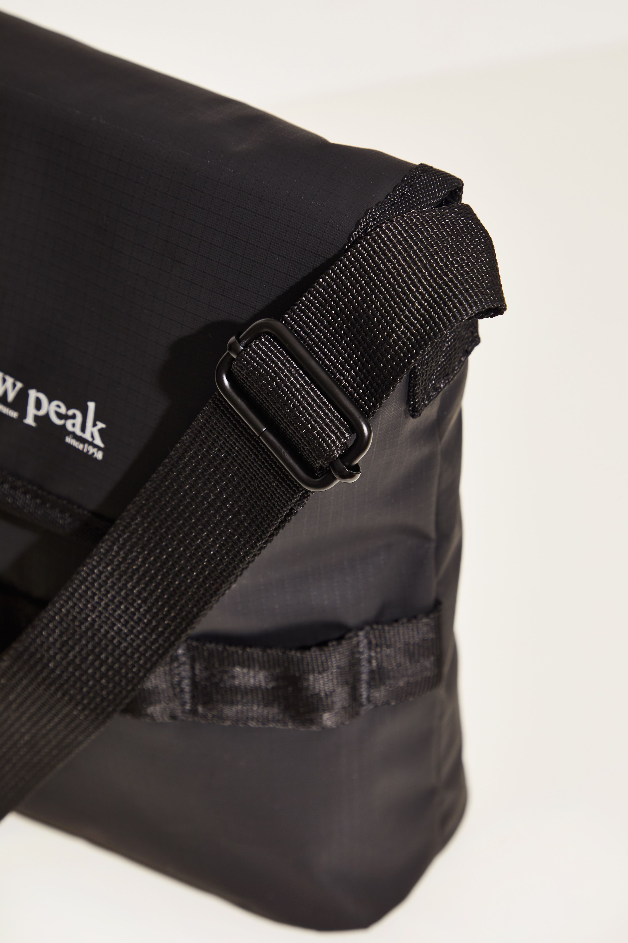 Snow peak mini online shoulder bag