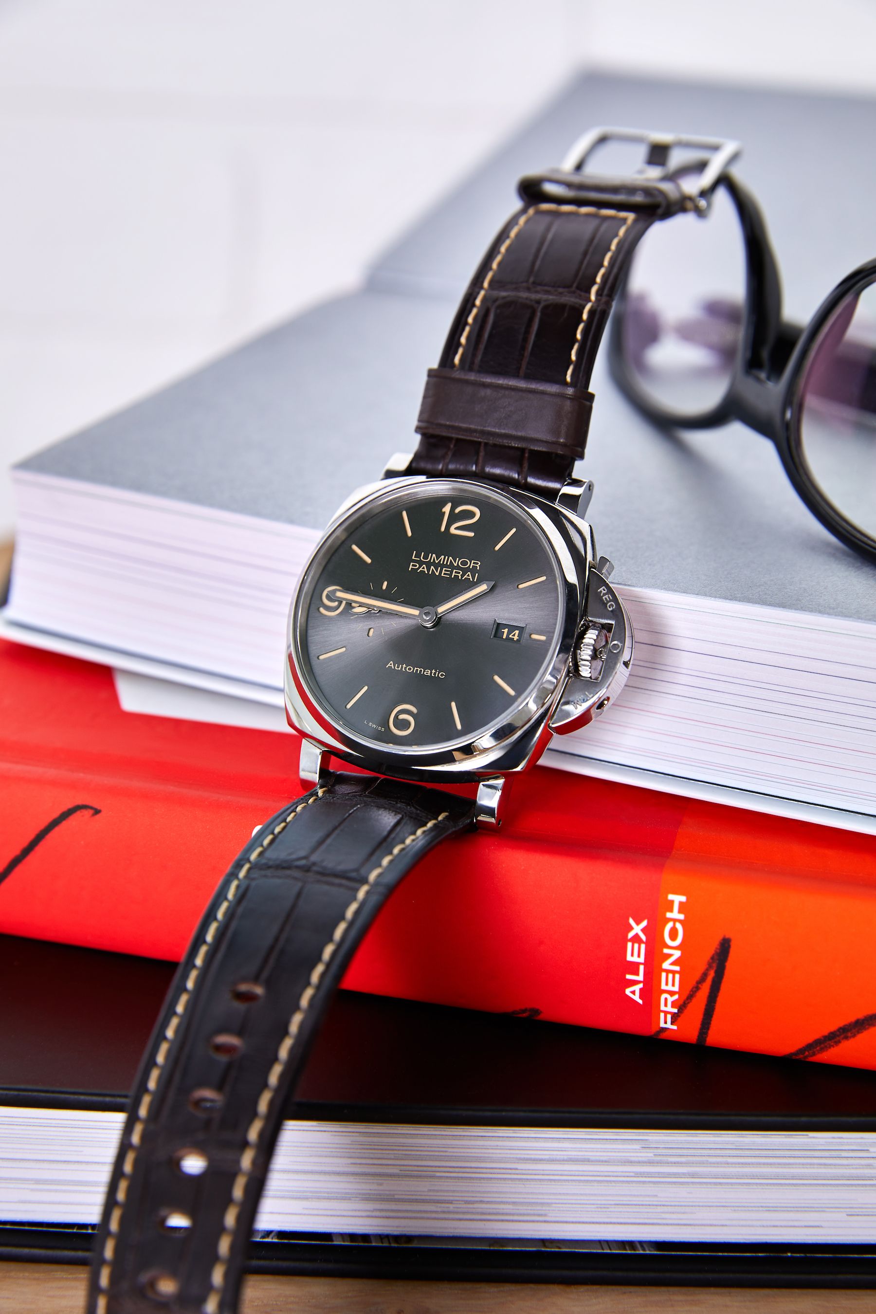 Luxury on sale watch panerai