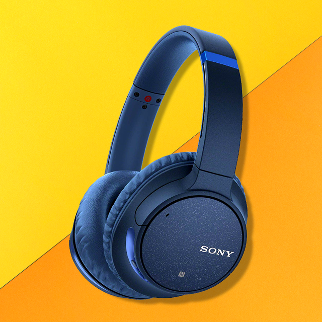 Headphones, Gadget, Headset, Audio equipment, Electronic device, Yellow, Technology, Output device, Audio accessory, Electric blue, 