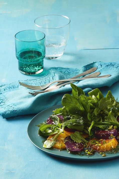 healthy lunch ideas mache beet and orange salad