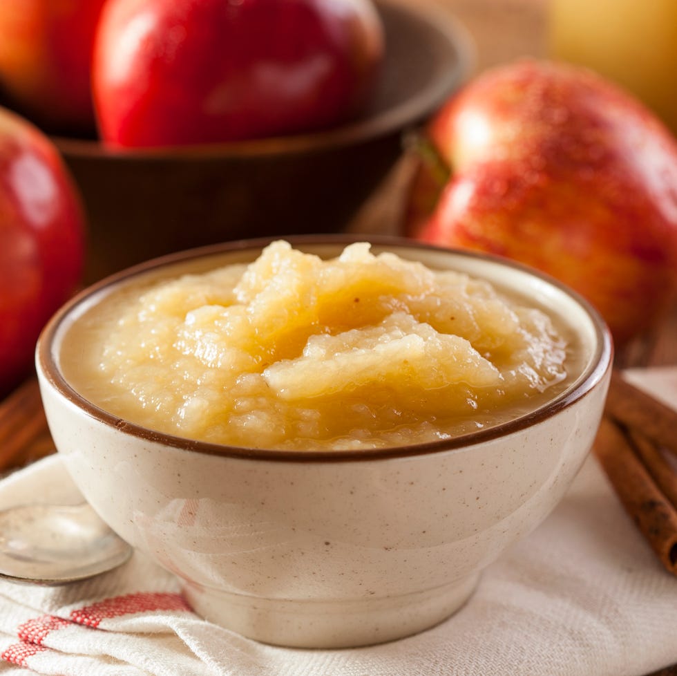 healthy organic applesauce with cinnamon