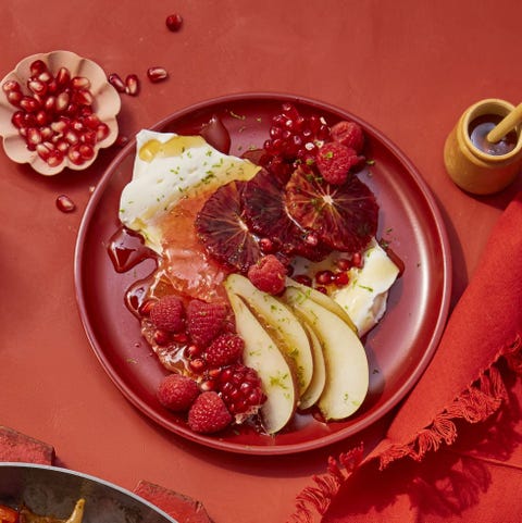 healthy-salads-red-citrus-salad-berries-pears-pomegranates healthy salads red citrus salad berries pears pomegranates