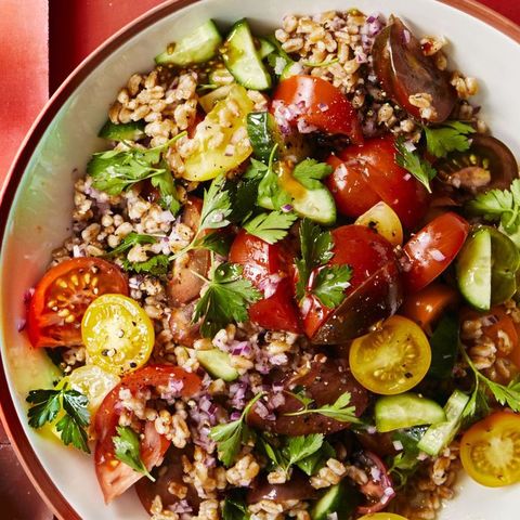 vegan dinner ideas easy  tomato and cucumber farro salad