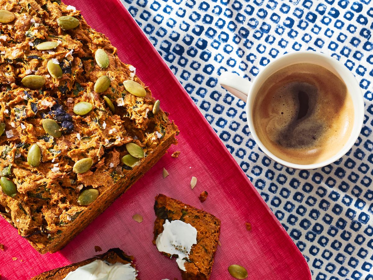11 Healthy Coffee Snacks - What to Eat With Coffee