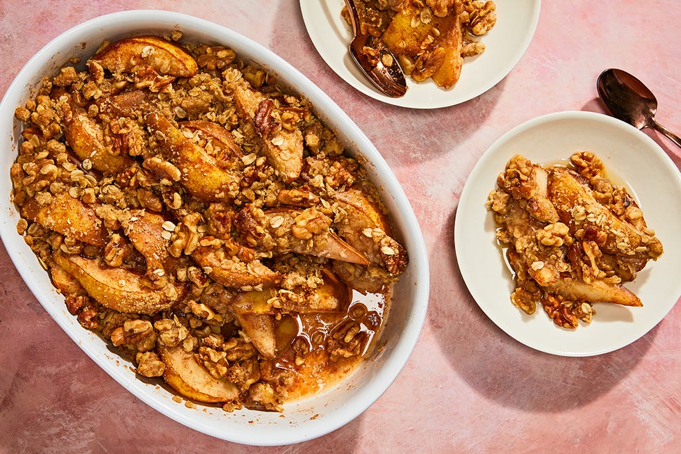 walnut pear crisp