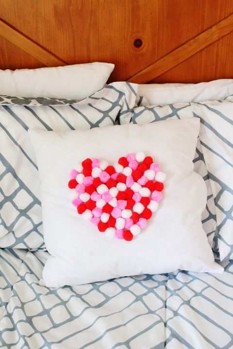 diy valentines day decorations heart pillow