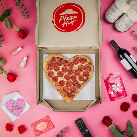 heart shaped pizza from pizza hut