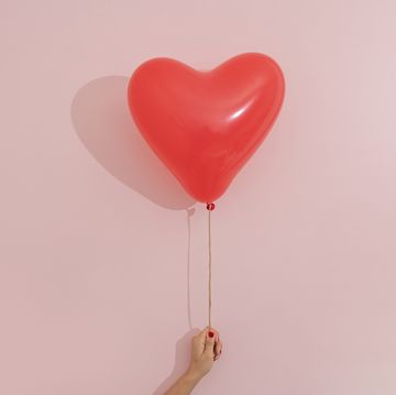 heart shaped red balloon