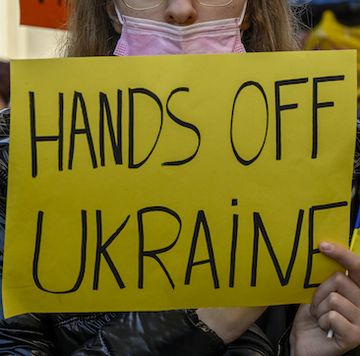 ウクライナ　女性　ロシア　レイプ　性的暴行　ヒューマン・ライツ・ウォッチ