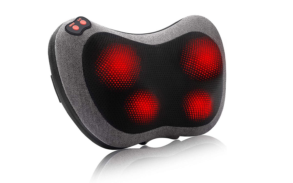 https://hips.hearstapps.com/hmg-prod/images/heated-massager-gift-for-seniors-1671733285.jpg?crop=1.00xw:0.803xh;0,0.0590xh&resize=1200:*