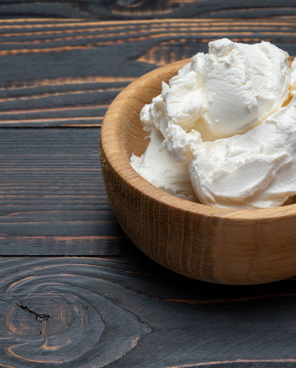 6 Heavy Cream Substitutes for Cooking, Baking, and Whipping