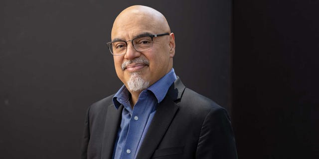 héctor tobar