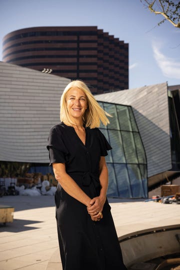 heidi zuckerman, director and ceo of the orange county museum of art