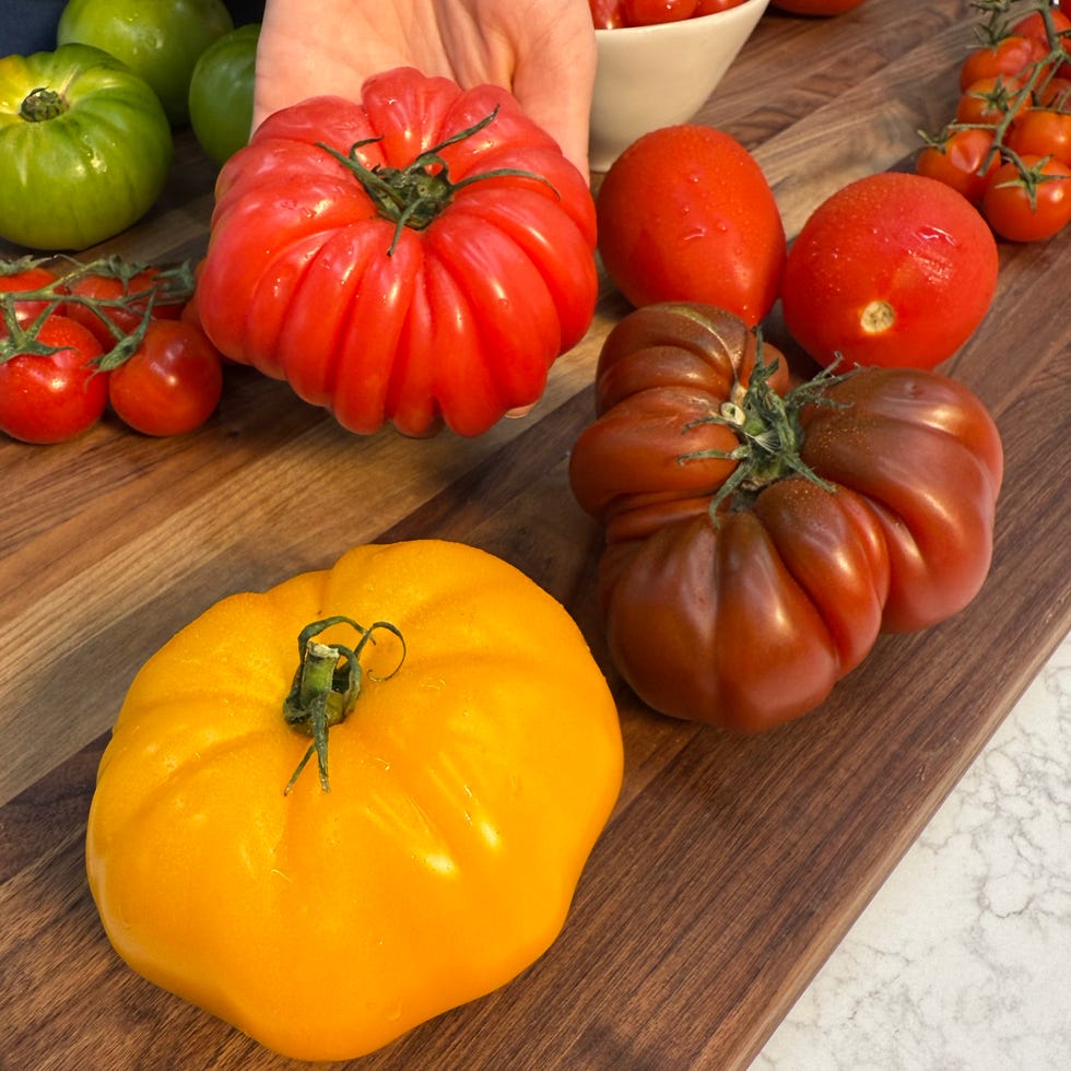 types of tomatoes