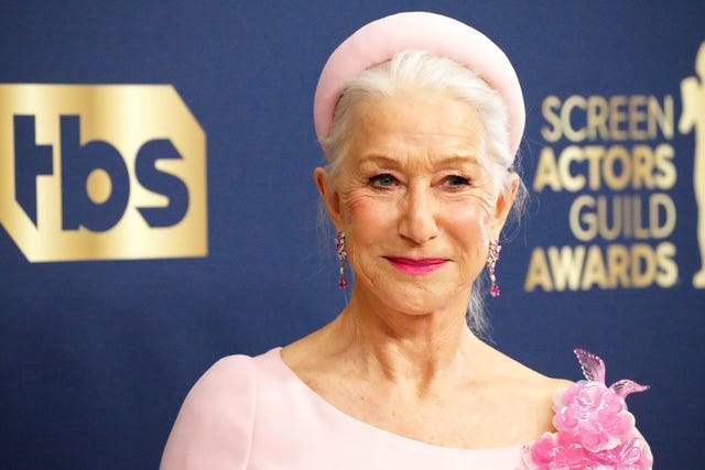 Helen Mirren’s Beauty Products for Radiant Skin at the SAG Awards