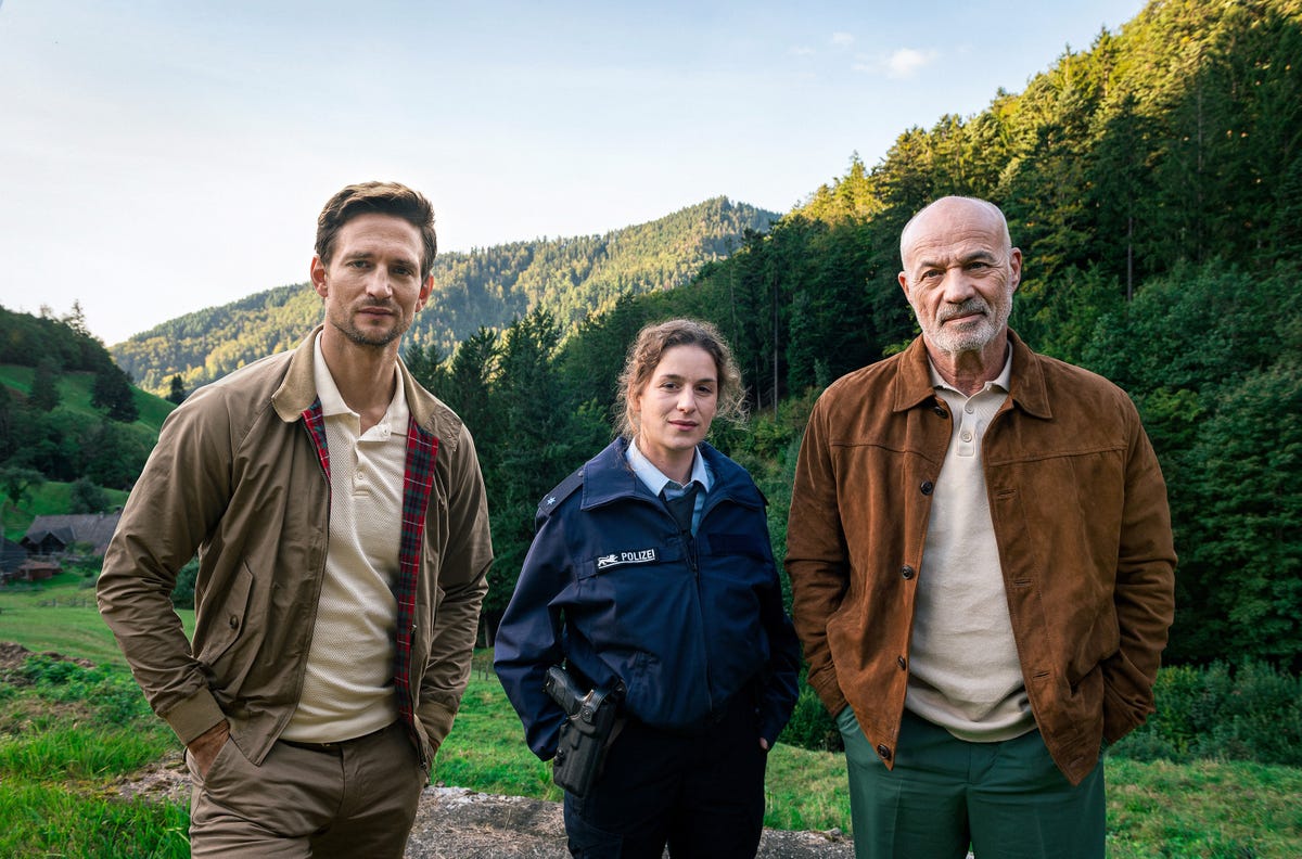 All 8 episodes of this "dark" new crime thriller with a "village cop" are streaming in the UK now