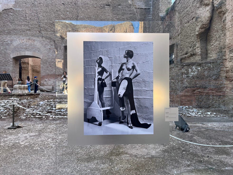 Narciso e la fotografia, tutto sulla mostra alle Terme di Caracalla di Roma