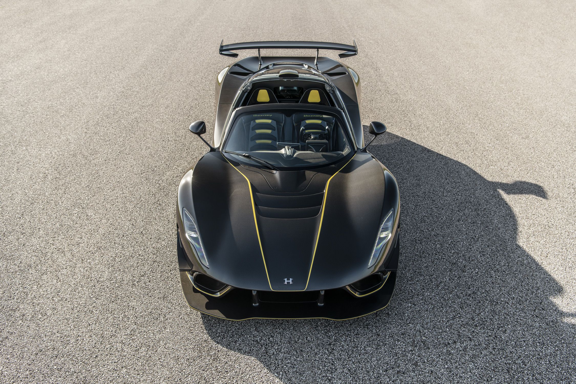 Hennessey Venom F5 Revolution Roadster Is a Topless Track Warrior