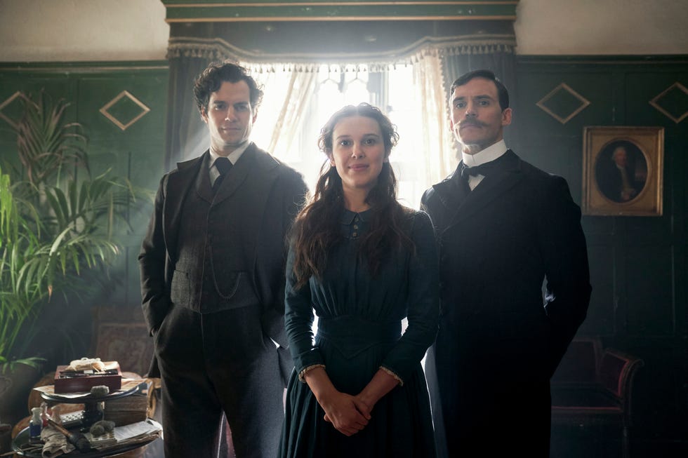Henry Cavill and Sam Claflin were cast so well as brothers in Enola Holmes. : r/LadyBoners