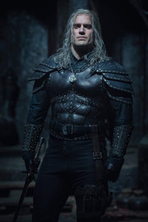 Why Did Henry Cavill Leave 'The Witcher'? Liam Hemsworth New Geralt –  StyleCaster