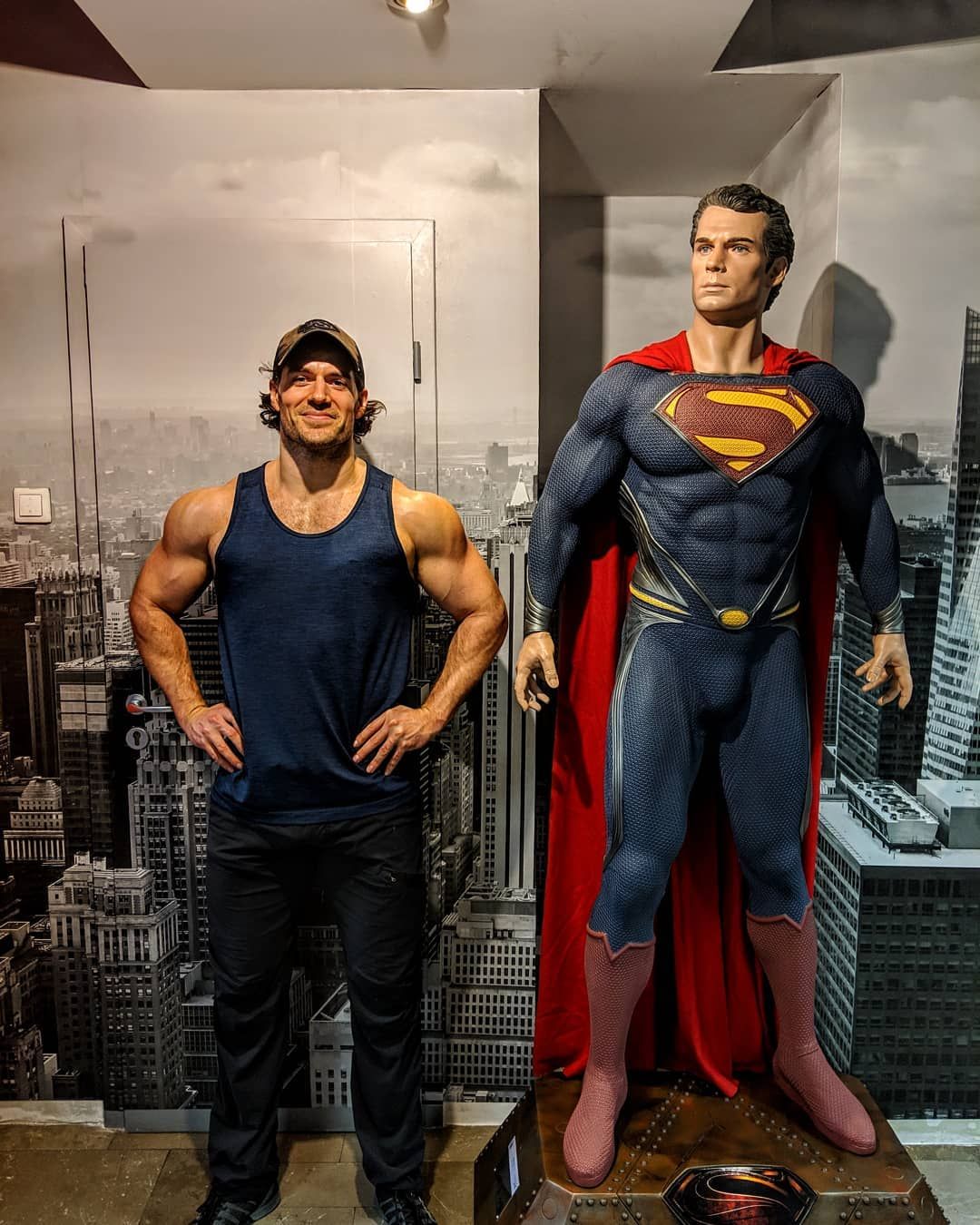 Cuánto mide Henry Cavill? - Altura - Real height