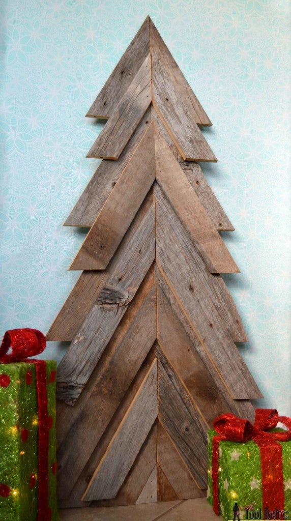 20 Pallet Christmas Tree Ideas - DIY Wood Christmas Tree Plans