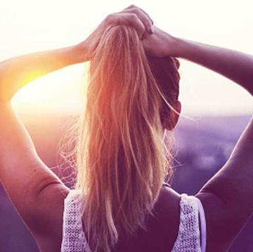 Hair, People in nature, Sky, Blond, Long hair, Sunlight, Beauty, Light, Hairstyle, Shoulder, 