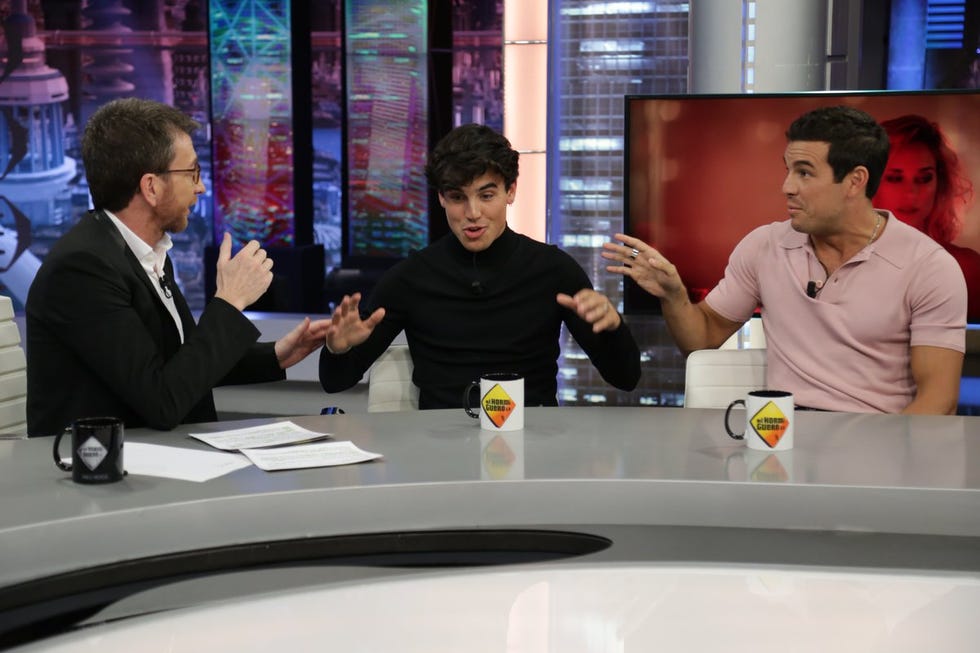 Óscar y Mario Casas en El Hormiguero