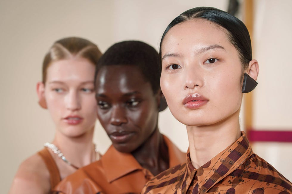 how to hydrate skin backstage beauty image