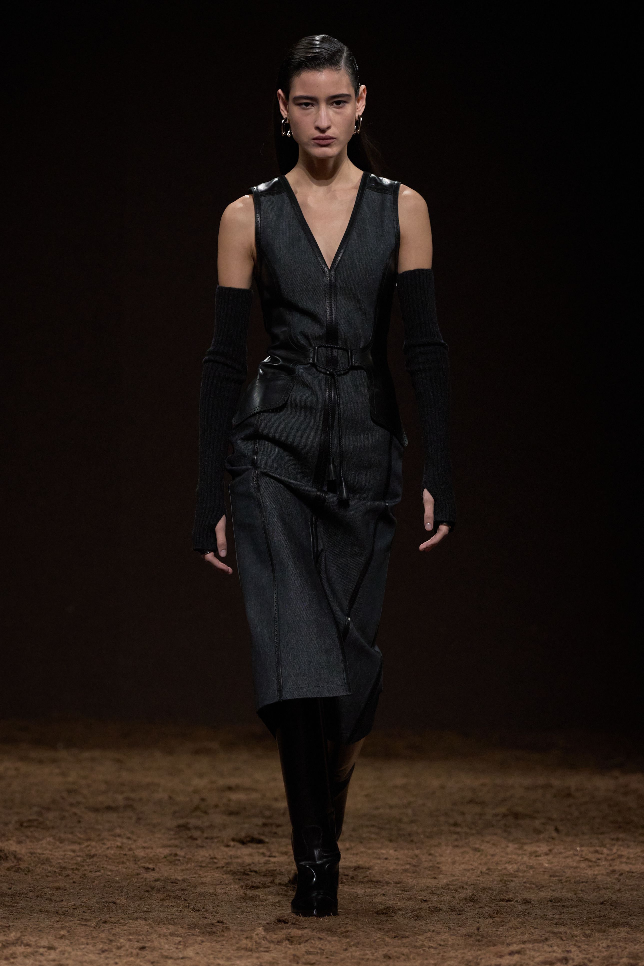 エルメス(HERMÈS)2025-26秋冬コレクション | ファッション エルメス(HERMÈS)2025-26秋冬コレクション | ファッション