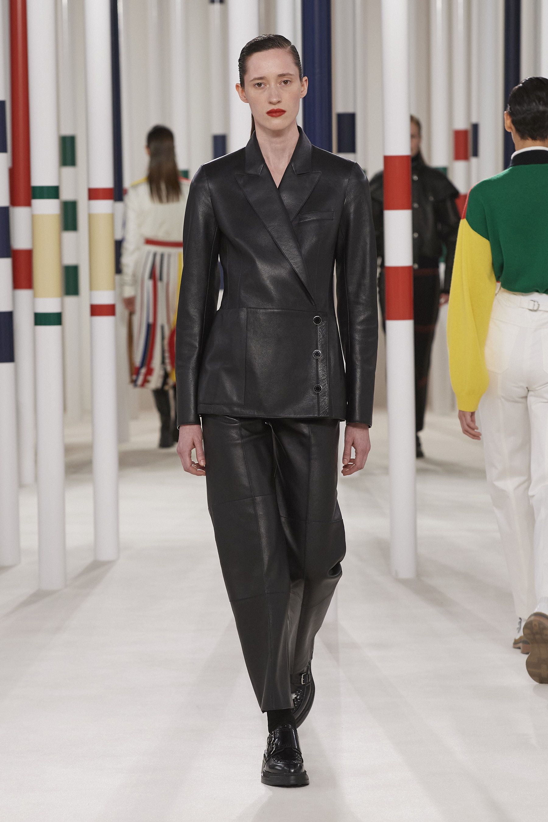 クリアランスSALE】 美品 エルメス 2019年 アシンメトリック