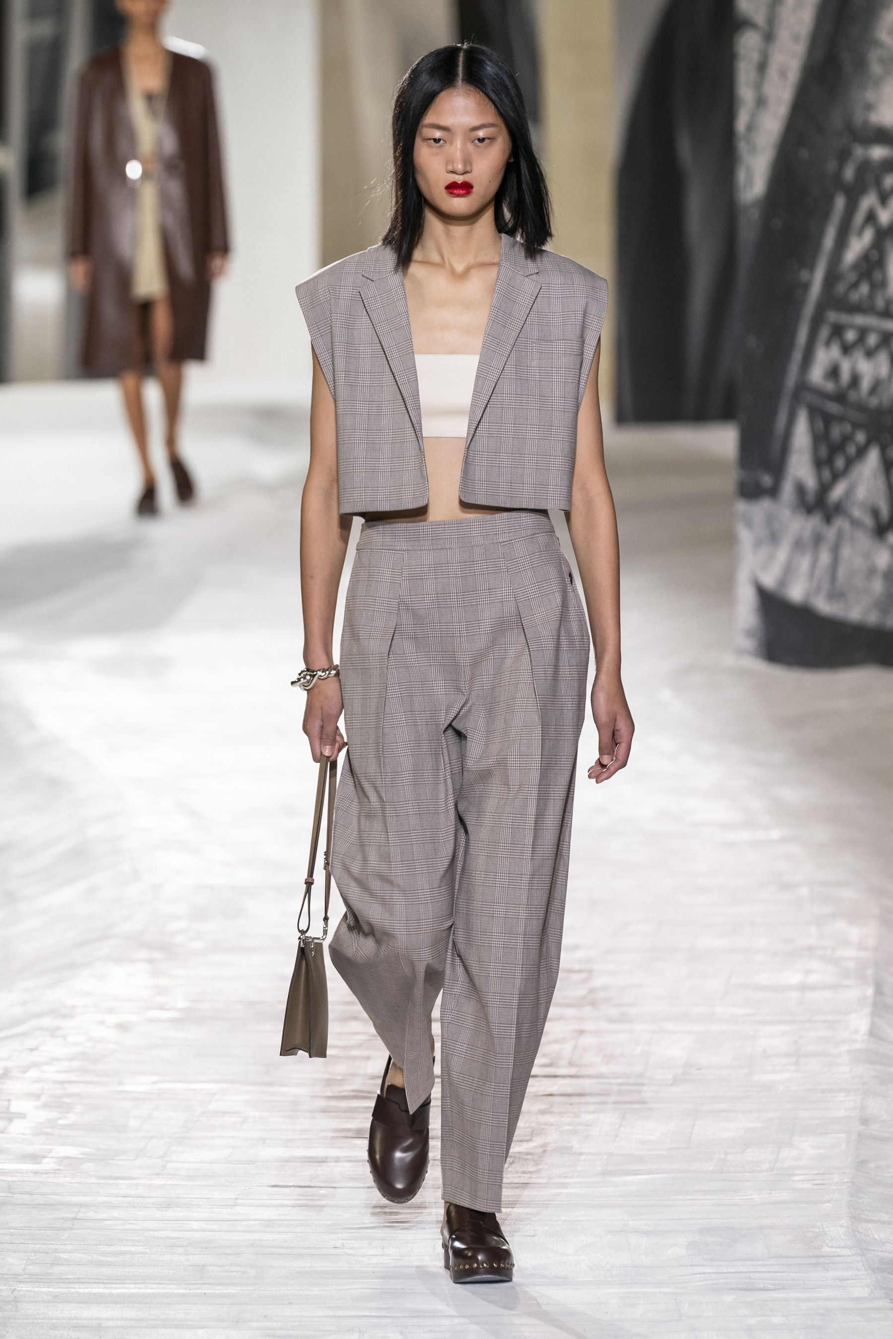 【後ろ姿がセクシー♡】HERMES シェブロン ジャケット 後ろ姿がセクシー♡】HERMES シェブロン ジャケット (HERMES