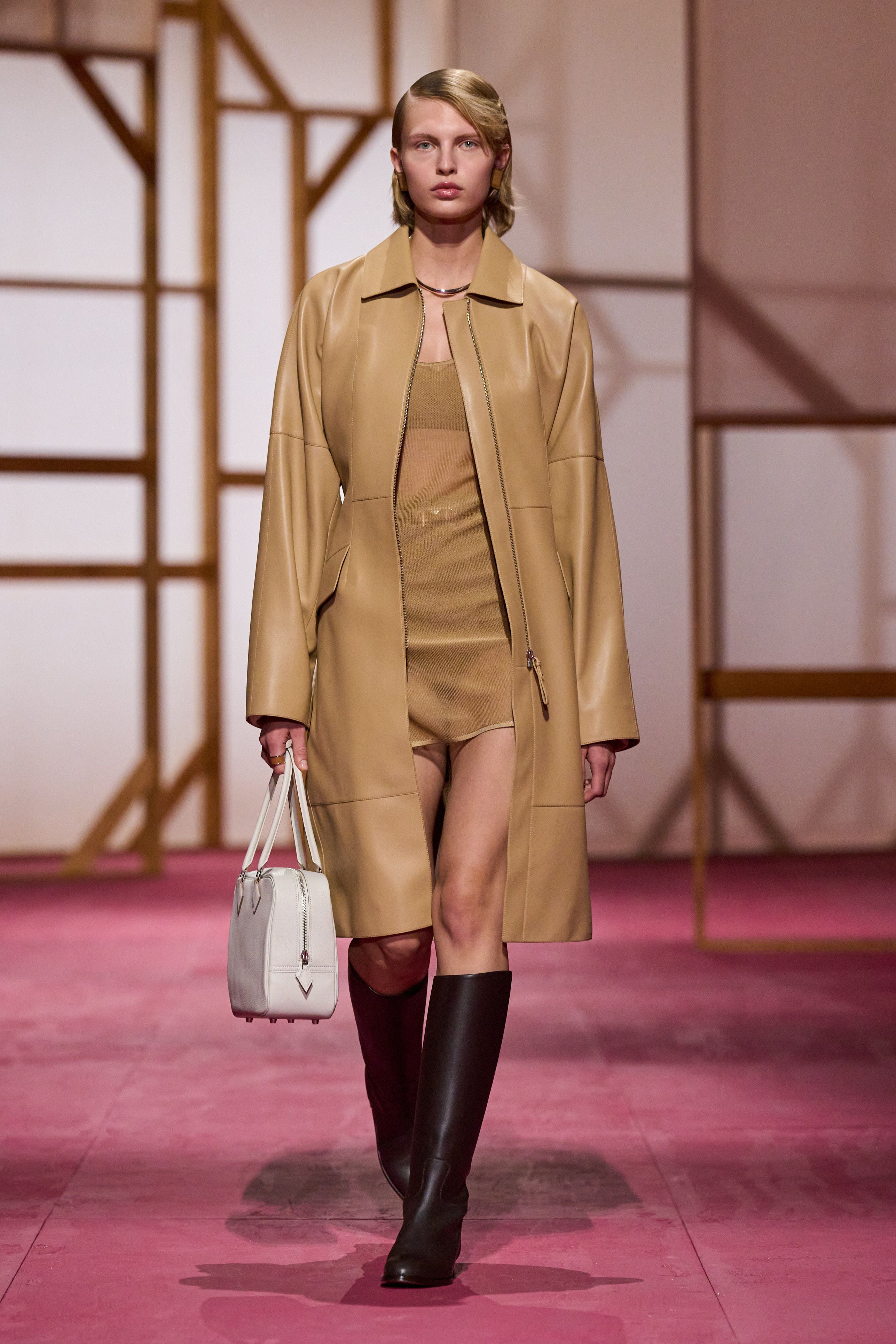 エルメス（HERMES）」2025春夏コレクション | ファッション