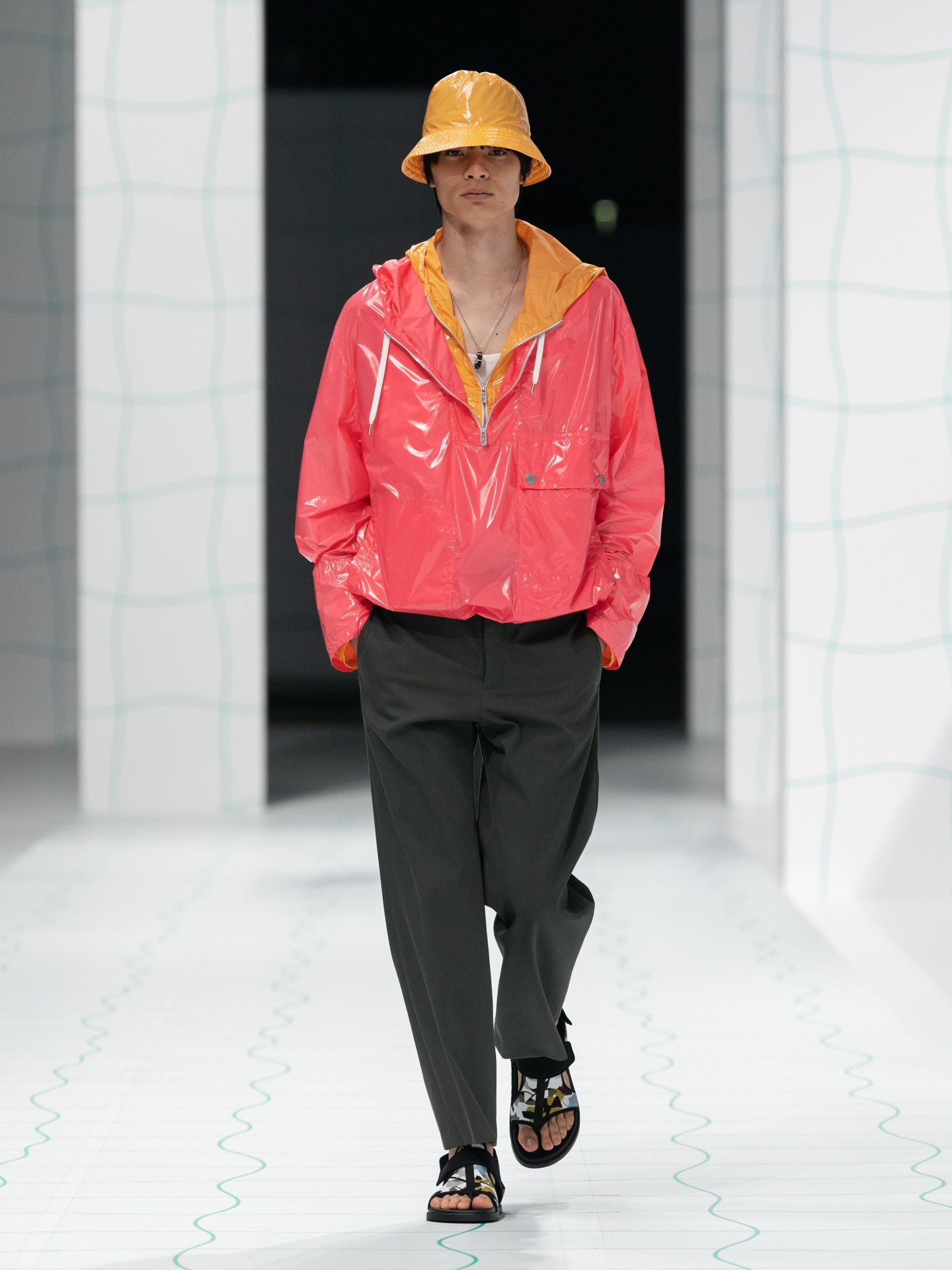 美品　エルメス2023aw コレクションライン　トップス エルメス(HERMÈS) 2023-24年秋冬ウィメンズコレクション
