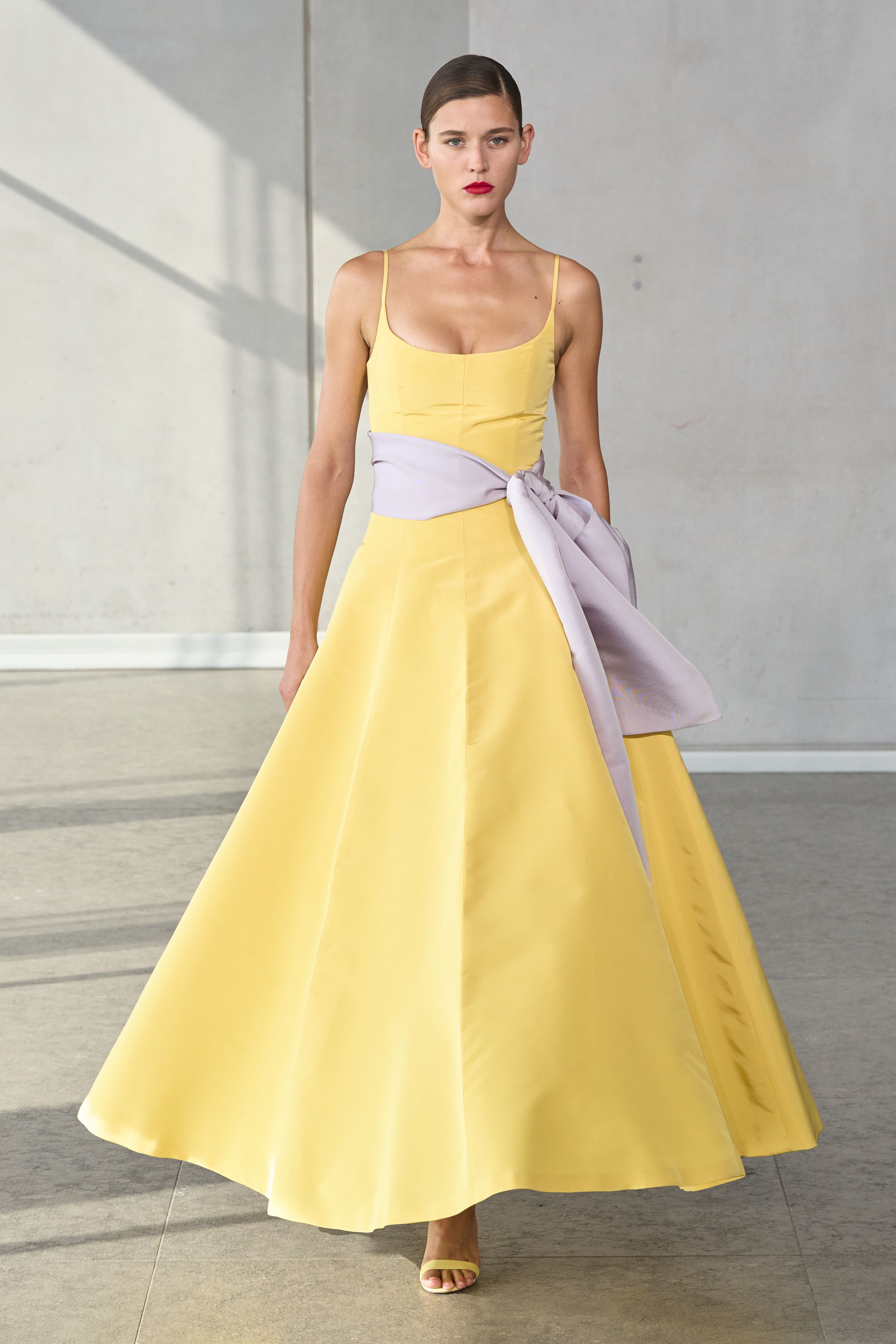 キャロリーナ ヘレラ(CAROLINA HERRERA)2024春夏コレクション キャロリーナ ヘレラ(CAROLINA HERRERA)2024春夏コレクション