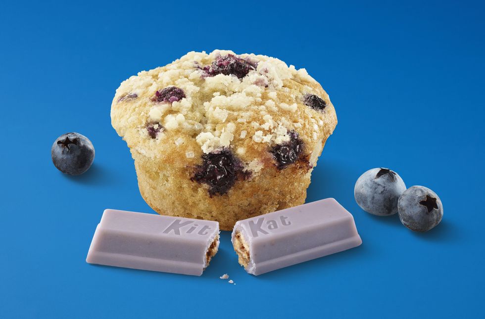 hershey's kit kat blueberry muffin candy bar