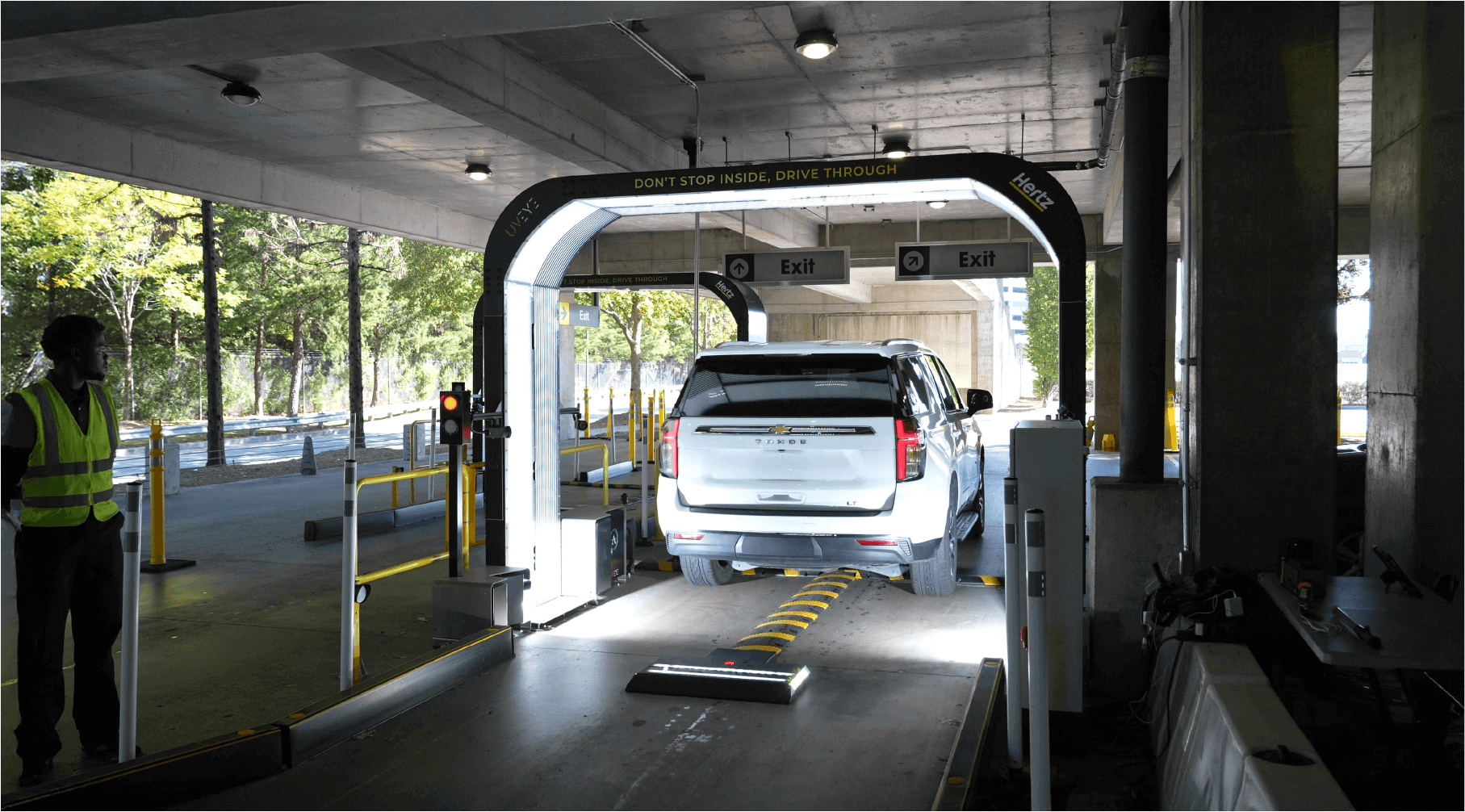 image of "Hertz Is Using AI to Scan Your Rental Car for Damage, and It Might Cost You"