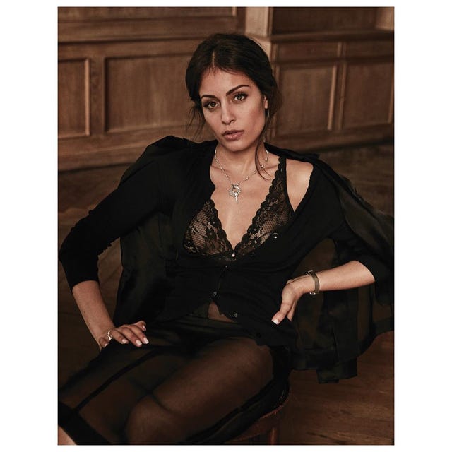 Clothing, Sitting, Beauty, Dress, Fashion, Neck, Photography, Outerwear, Suit, Little black dress, 