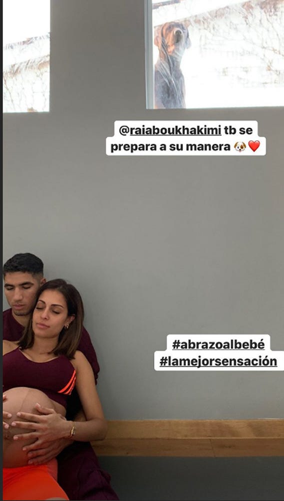 Hiba Abouk se prepara para dar a luz