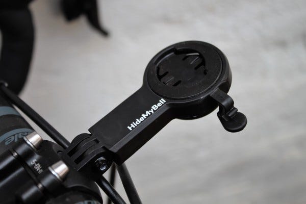 Bicycle part, Bicycle handlebar, Bicycle, Vehicle, Technology, Bicycle accessory, Photography, Camera accessory, 