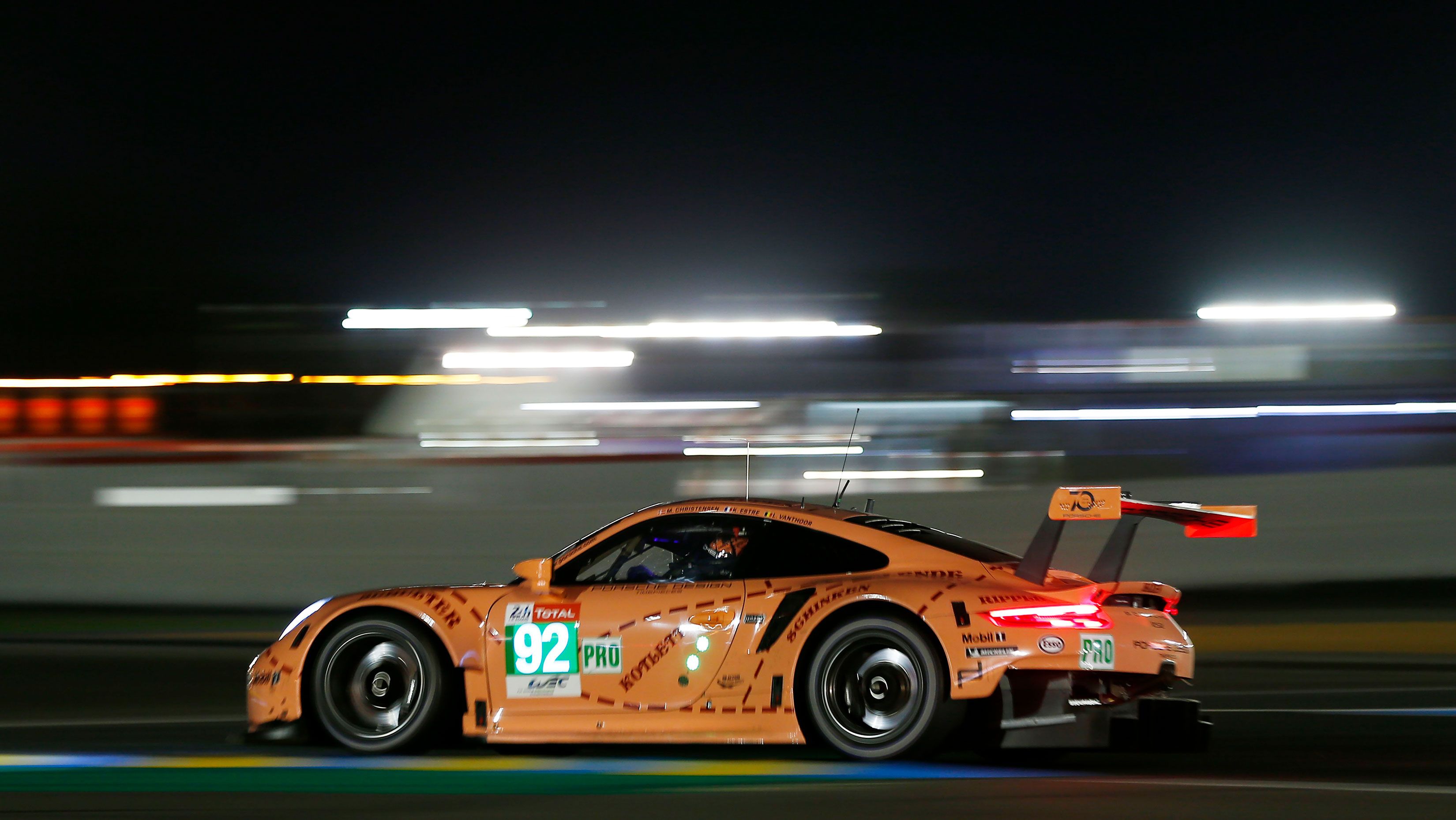 Take a Late-Night Le Mans Lap In a Porsche 911 RSR