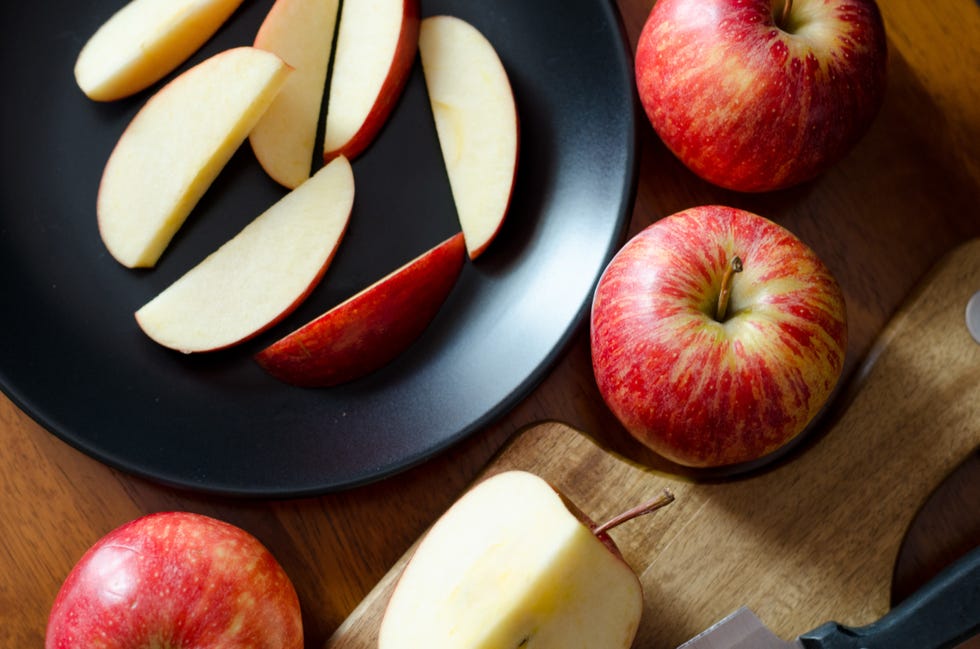 High Angle View Of Apple Slices In Plate